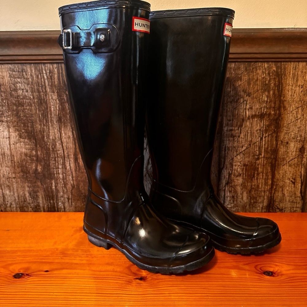 Hunter Glossy Black Rain Boots